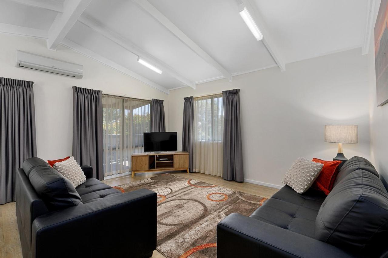 High Country Holiday Park Mansfield Bagian luar foto