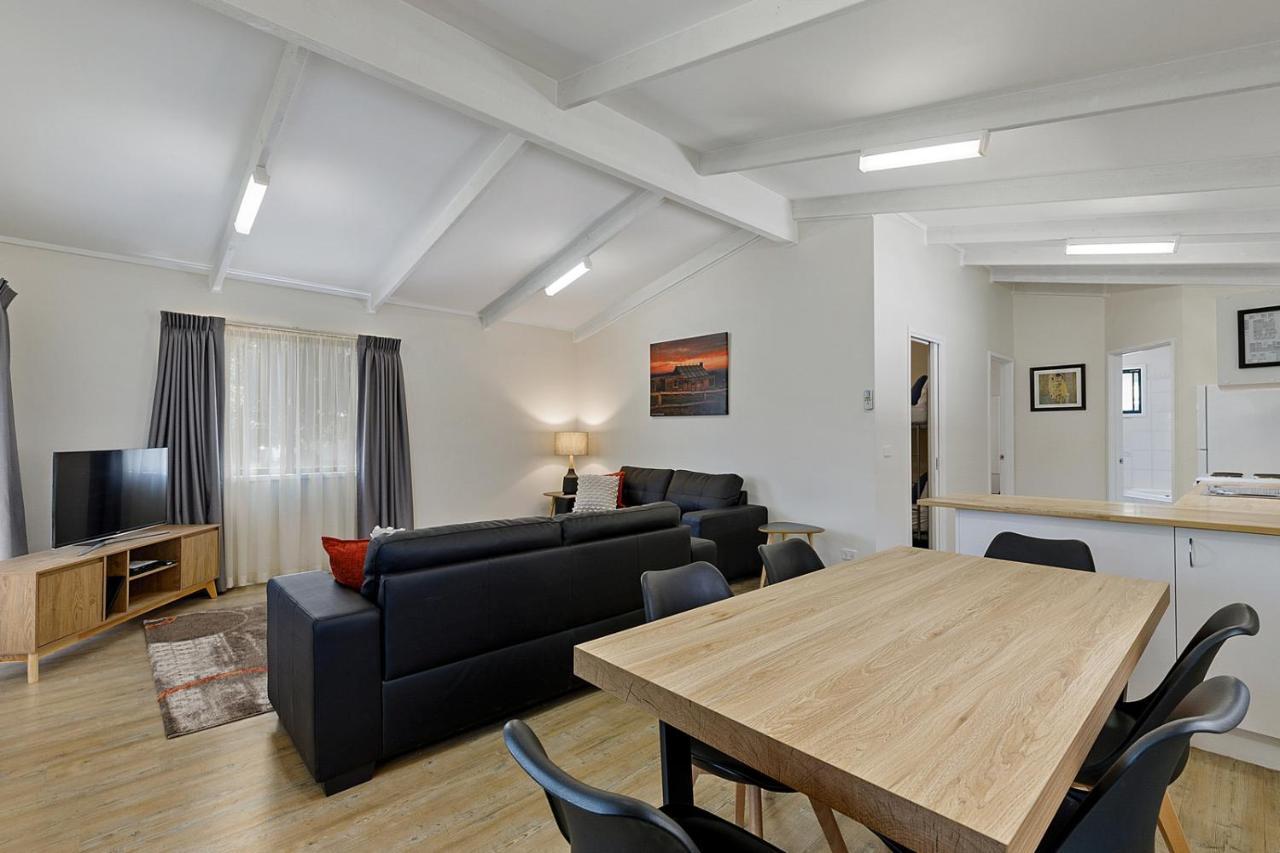 High Country Holiday Park Mansfield Bagian luar foto