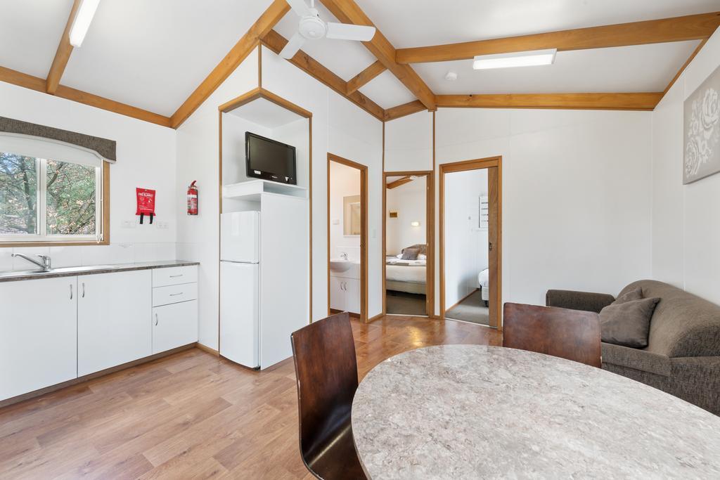 High Country Holiday Park Mansfield Bagian luar foto