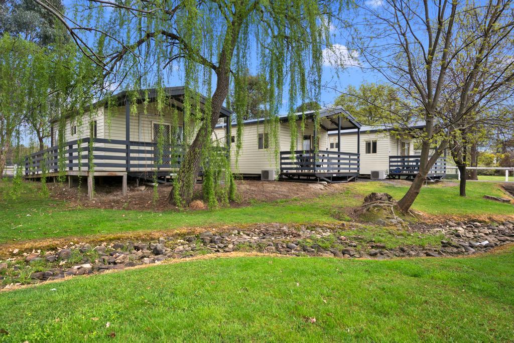 High Country Holiday Park Mansfield Bagian luar foto