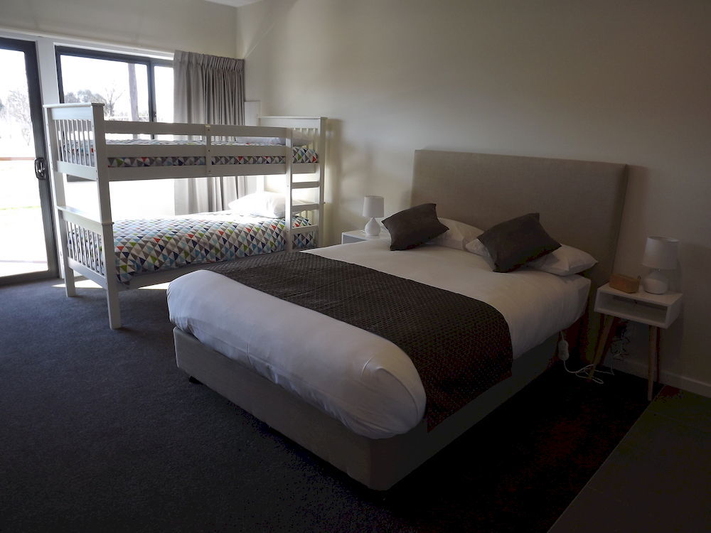 High Country Holiday Park Mansfield Bagian luar foto