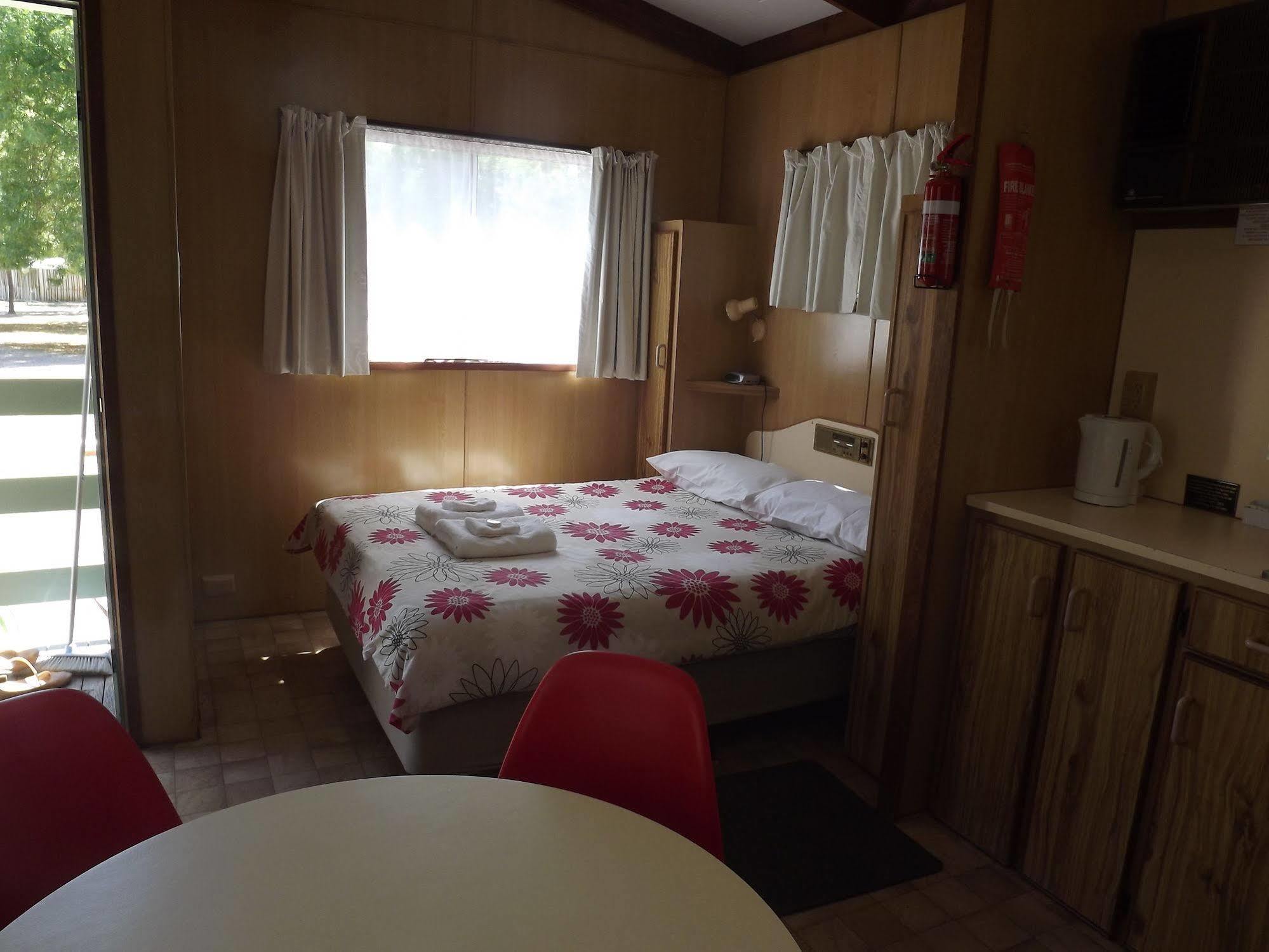 High Country Holiday Park Mansfield Bagian luar foto